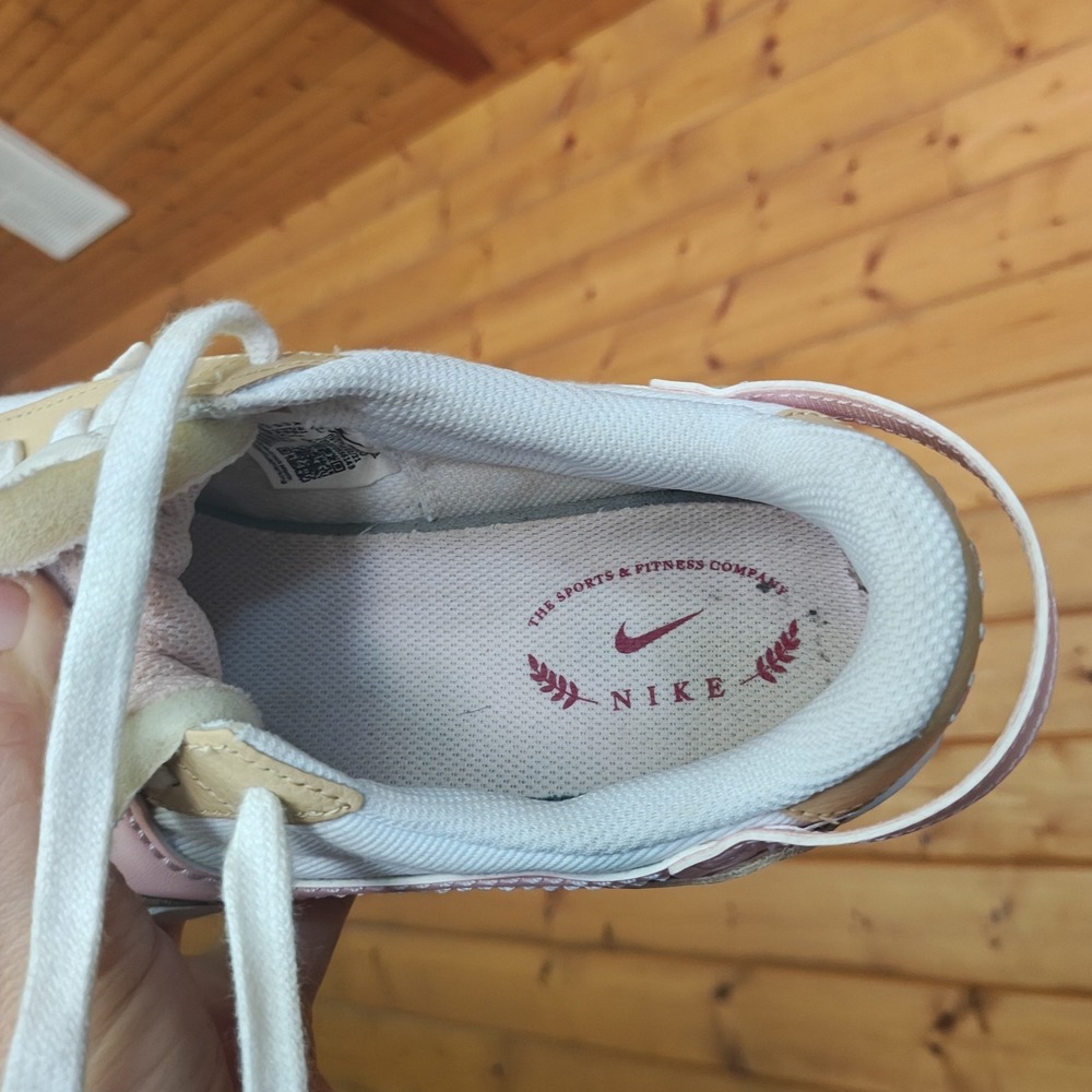 Nike Waffle Debut Outsole-White/ Beige/ Pink Sneaker DV0764-100 Women's Size 9.5 - Picture 9 of 10